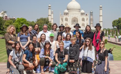 2015 UQ Journalism New Colombo Plan students in India 2015 UQ Journalism New Colombo Plan students in India